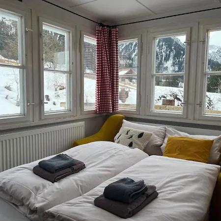 Gemuetliche Huette In Der Mit Herrlicher Aussicht * اوبرستدورف