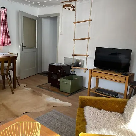 Gemuetliche Huette In Der Mit Herrlicher Aussicht