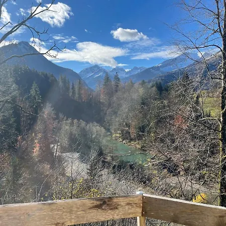 Gemuetliche Huette In Der Mit Herrlicher Aussicht اوبرستدورف