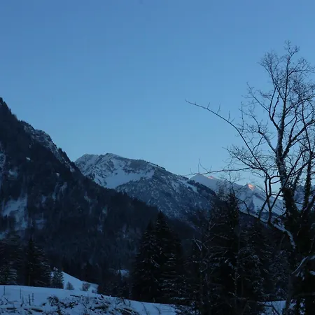 بيت للعطل Gemuetliche Huette In Der Mit Herrlicher Aussicht